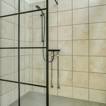 4 Bedroom In * Богенсе