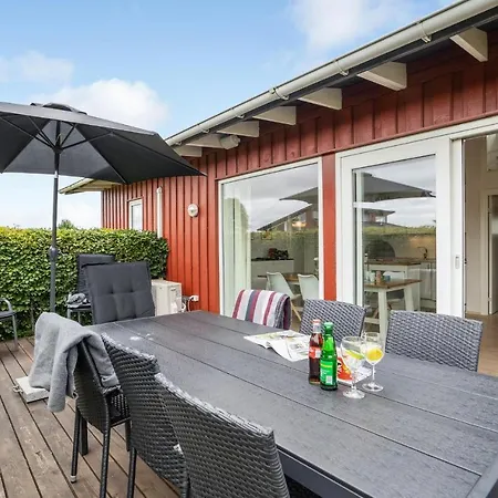 4 Bedroom In Дом отдыха *